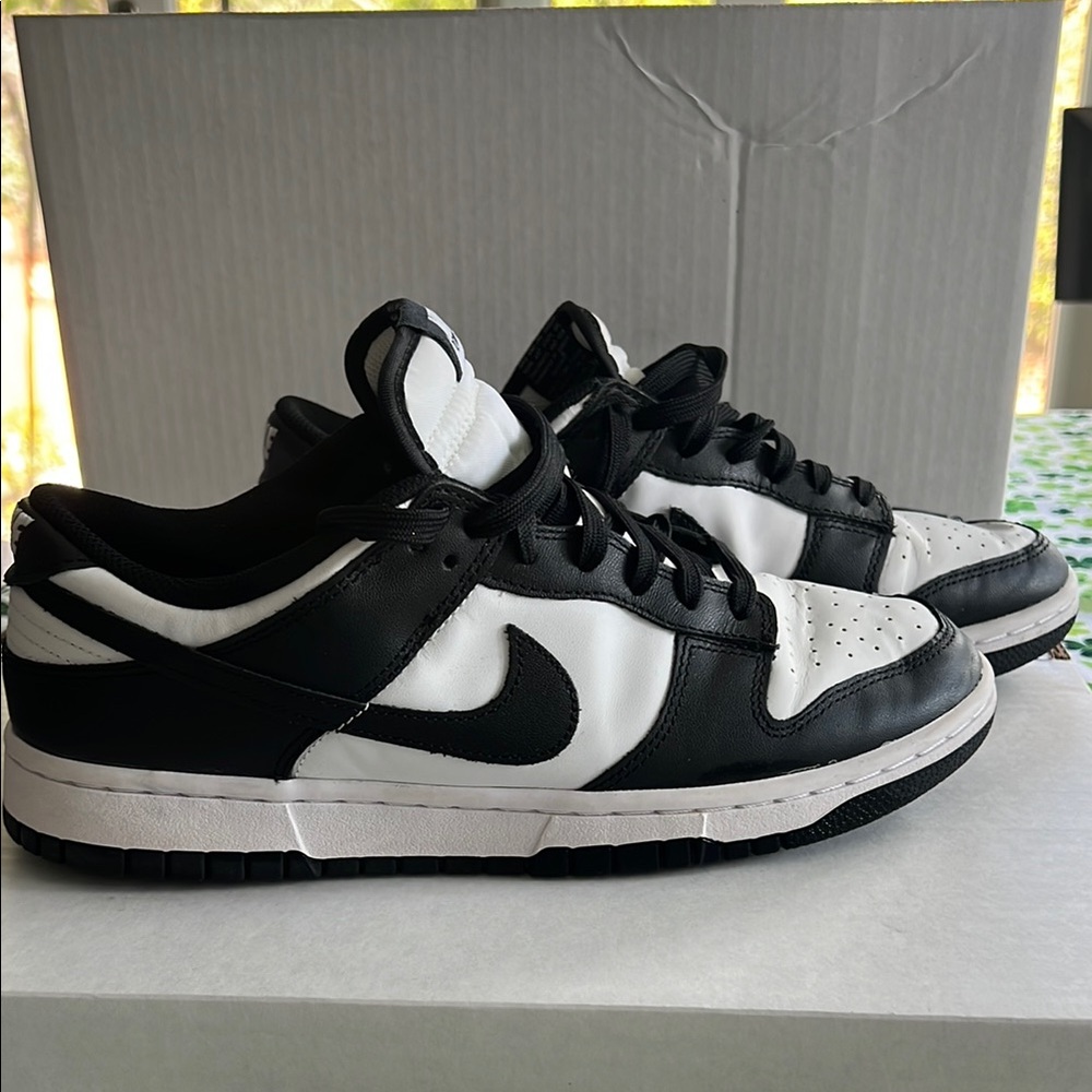 Nike Dunks Black and White